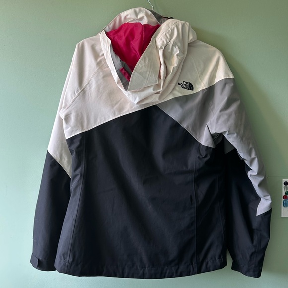 North Face 3 in 1 Triclimate Jacket - Picture 2 of 6